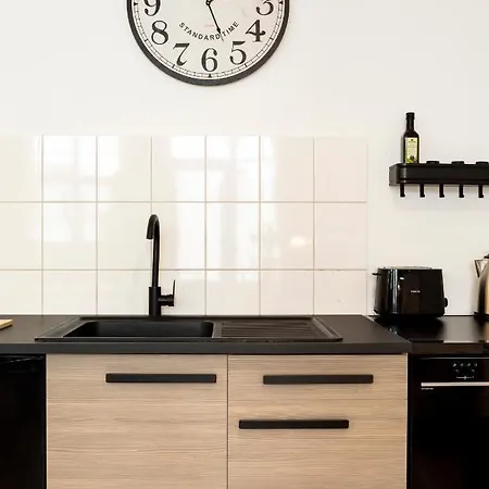Studio Im Stadtzentrum - Ultrazentral Am Malerweg Appartement *